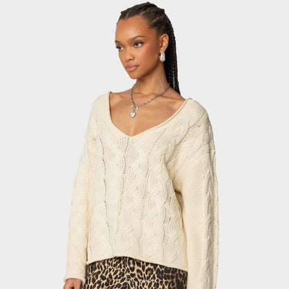 Monéra Oversized Cable Knit Sweater