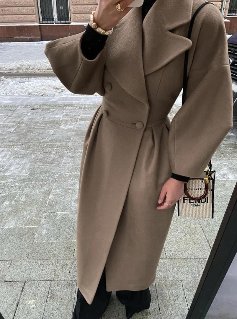 Elowen - Elegant Long Coat