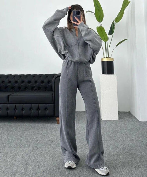 Lounge Luxe | Comfortable Suit