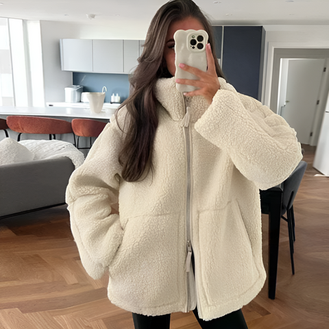 MANTEAU EN PELUCHE