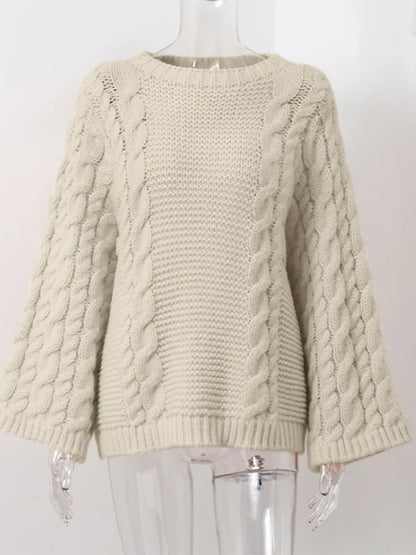 Lavore | Cozy Cable Knit Sweater