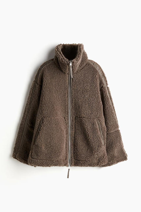 MANTEAU EN PELUCHE