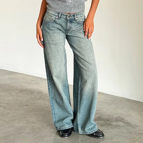 Emily – Aesthetic Low-Rise Jeans